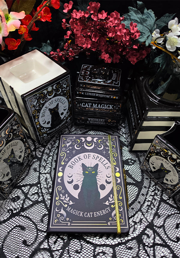 Black Cat Magick Book Of Spells A5 | NOTEBOOK [With Pen]