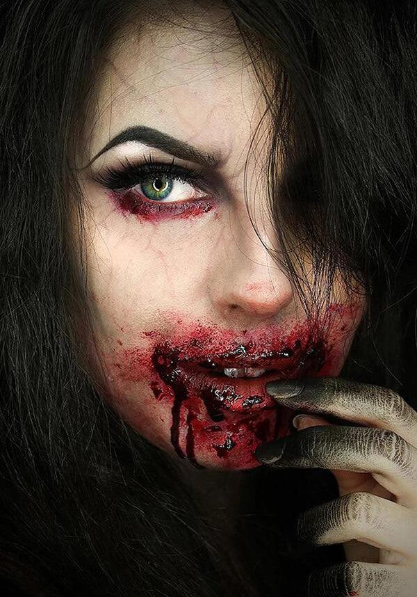 Mehron Makeup Coagulated Blood - Image 5