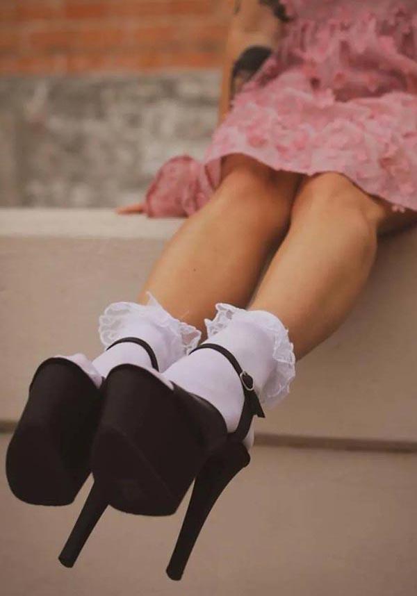 LEG AVENUE Diem Lace Ruffle [White] | ANKLE SOCKS - Back