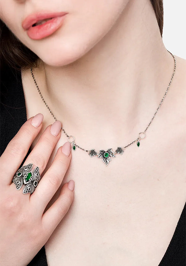 Restyle Evergreen - Close Up