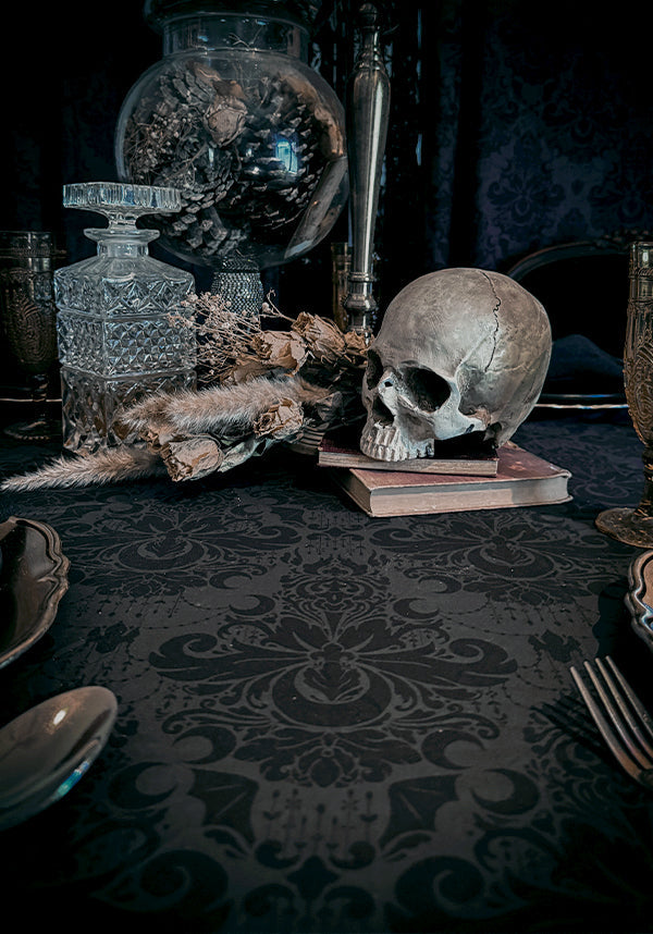 HELLS BLANKETS Good Mourning | TABLE CLOTH - Detail 4