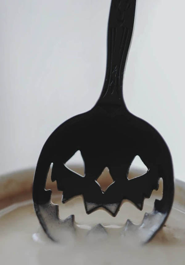 Lively Ghosts Haunted Hallows [Black] - Side View