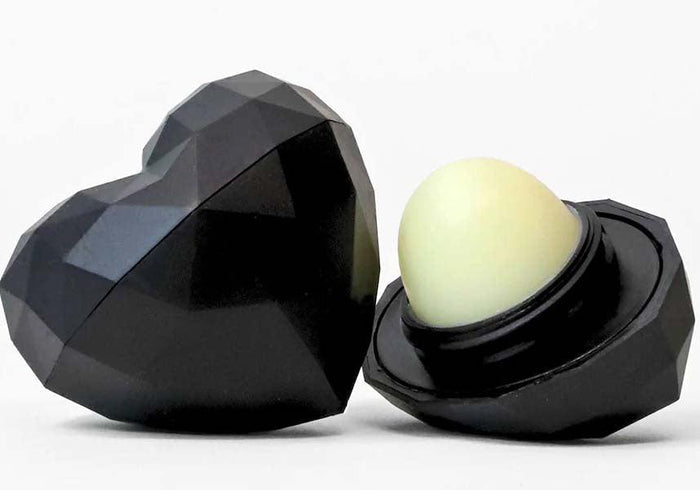 Rebels Refinery Heart [Black] - Lifestyle Shot