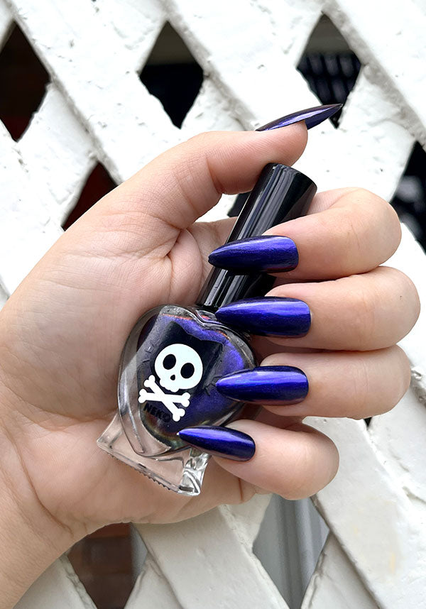 Neko Nail Cult Illusion - Front View