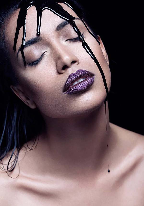 Black Moon Cosmetics Immortal - Close Up