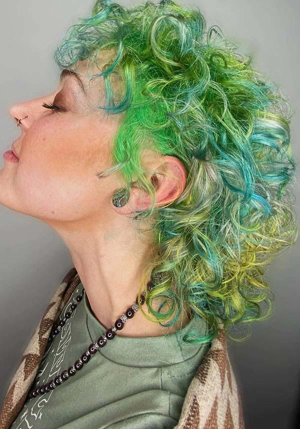 Crazy Color Lime Twist - Close Up