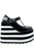 Yru Moxie [Black/White] - Front View