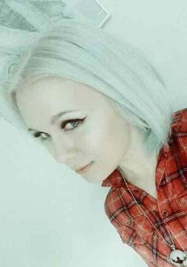 Hermans Hair Platinum Veronica White - Image 7
