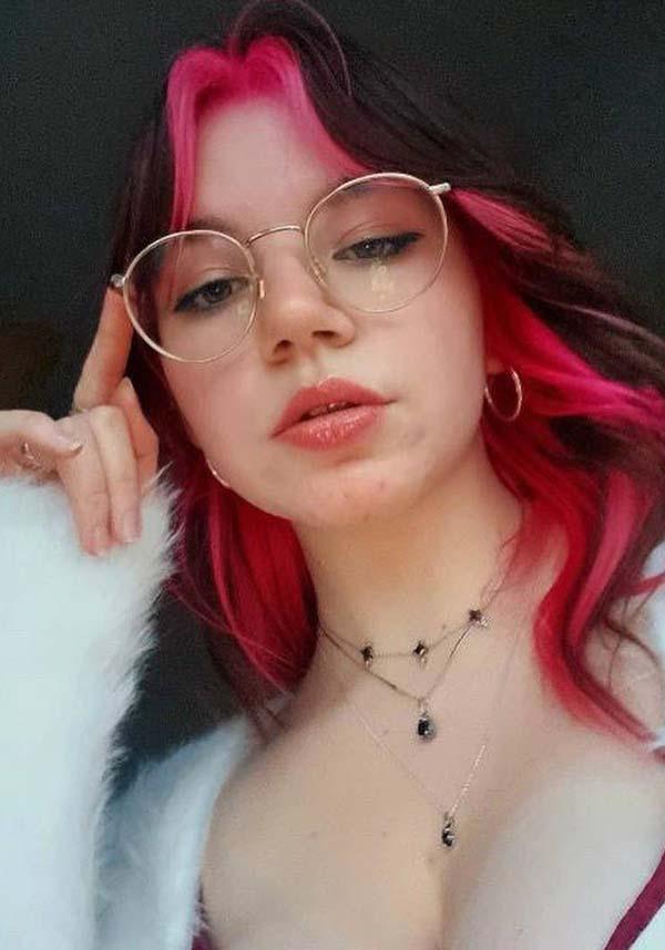Crazy Color Ruby Rouge - Close Up