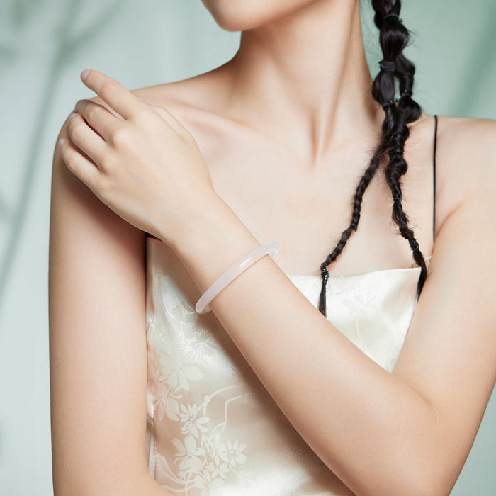 ZHOU LIU FU Chalcedony Bangle Classic White Natural Gemstone for Mom Women 58mm J1011820